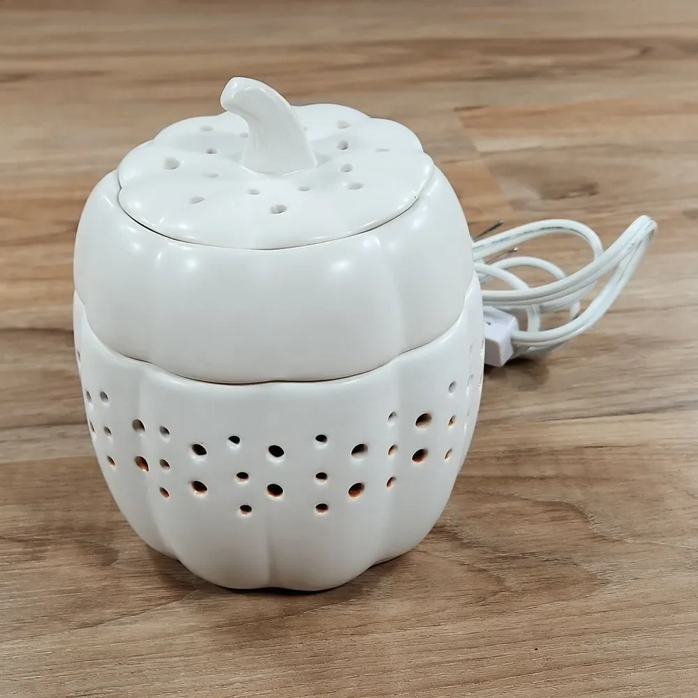 🔸️🔸️NIB PartyLite White 3 Piece Pumpkin Fragrance Warmer - Picture 3 of 7
